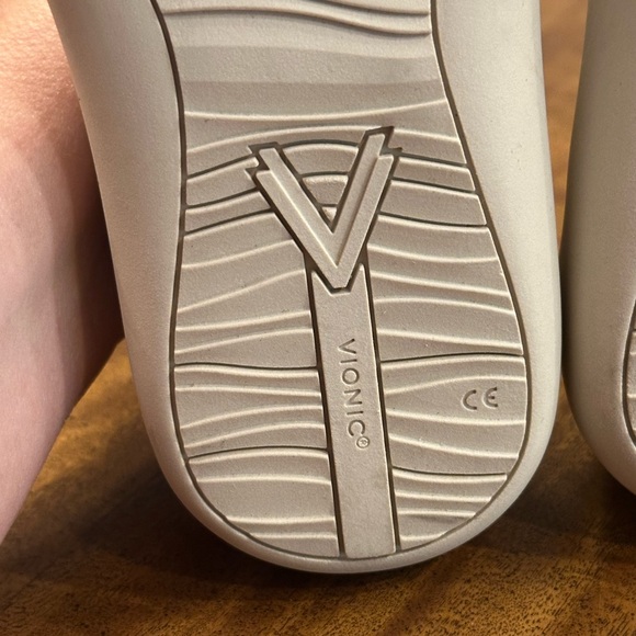 VIONIC women’s Harmony RX Women's T-Strap Recovery Sandal - Picture 16 of 16